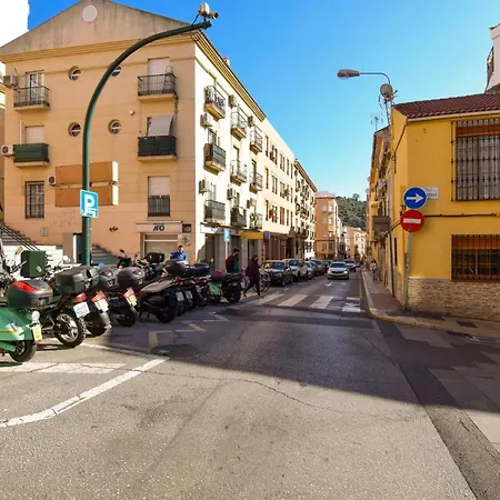 Letmalaga Dos Aceras Plaza * Málaga