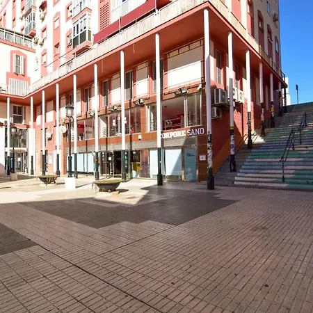 Letmalaga Dos Aceras Plaza Malaga